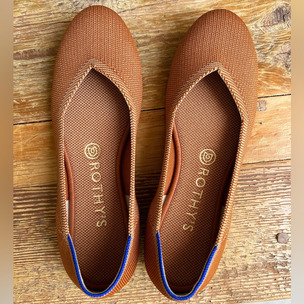 Rothys the Flat in Fawn 8